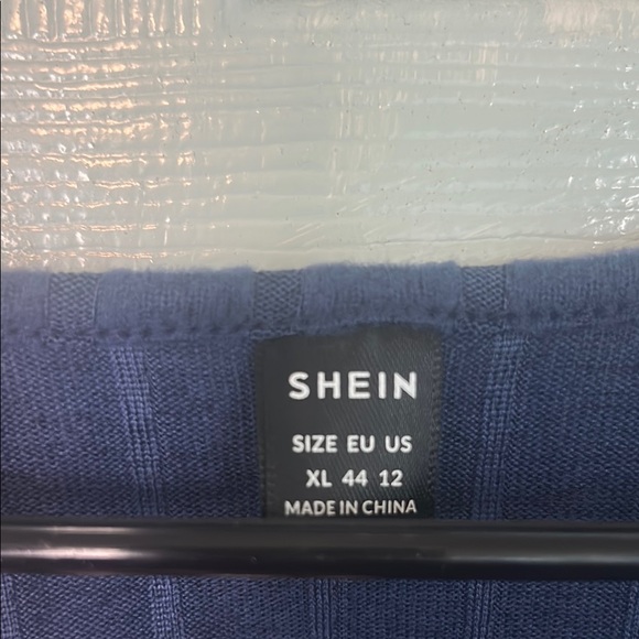 SHEIN Blue Long Sleeve Wrap Gown - Picture 2 of 3